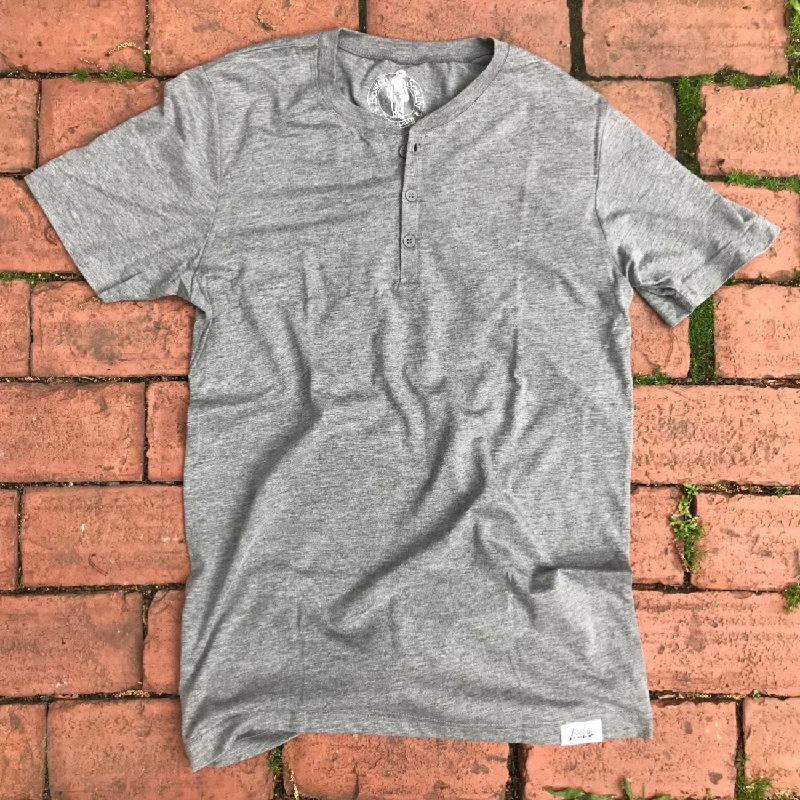 tan faded t-shirts -Boston Scally The Short Sleeve Henley - Vintage Grey