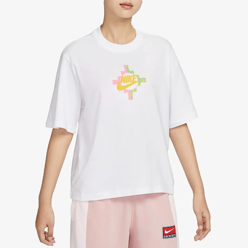 vintage sport t-shirts -Nike | WMN'S BOXY  { WHITE