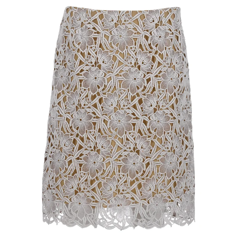 slim rest skirts -Burberry Knee Length Lace Skirt in White Cotton