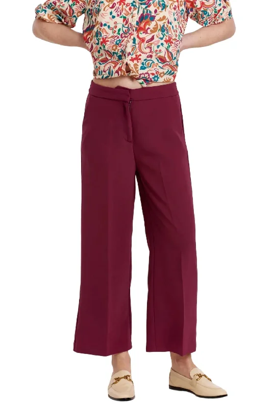 wave hem pants -Denali Cropped Pants In Red