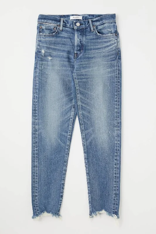 ruche fit pants -Vintage Avenal Tapered Mid Rise Jean In Blue